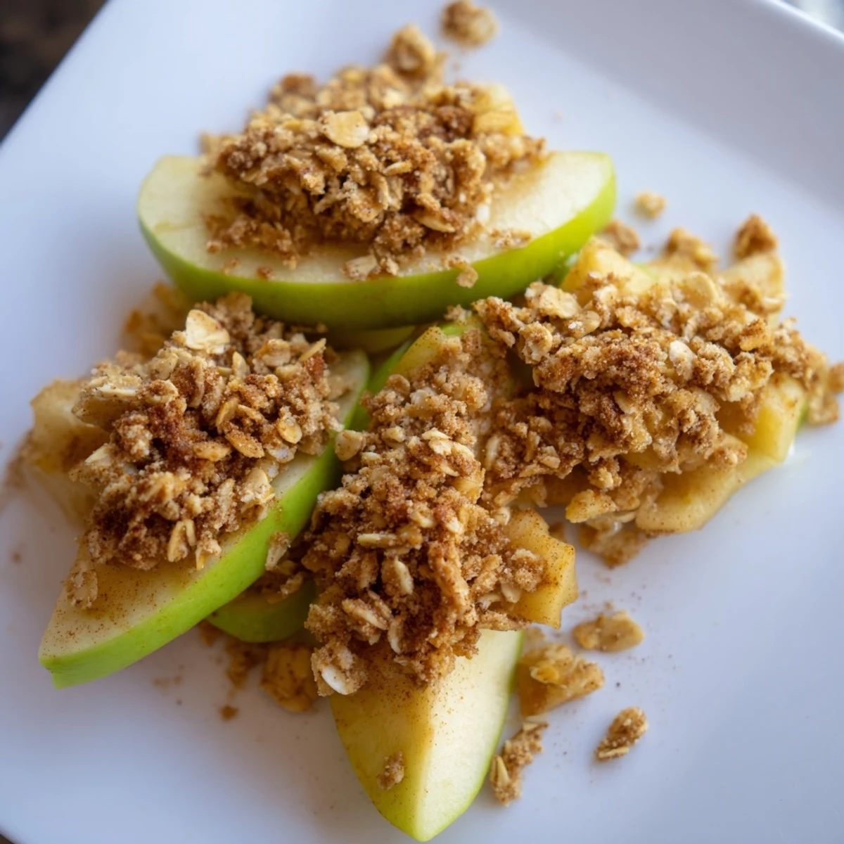 Rustic Apple Cinnamon Crumb